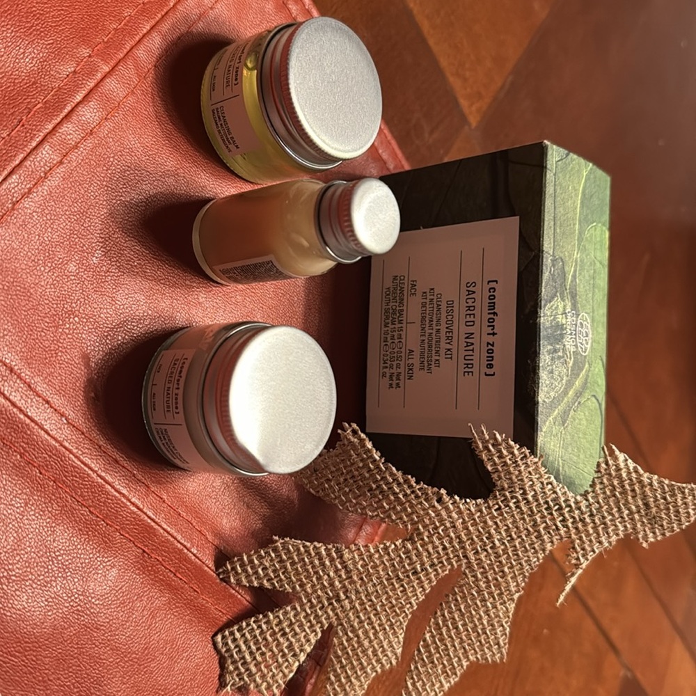 Confort zone sacred nature discovery cleansing nutrient kit for the facet